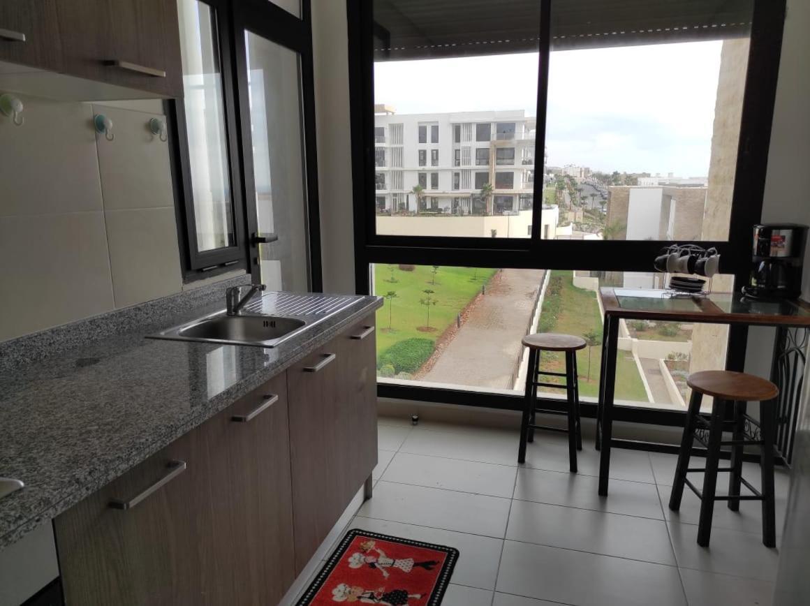 Bel Appartement A Plage Des Nation Сейл Экстерьер фото